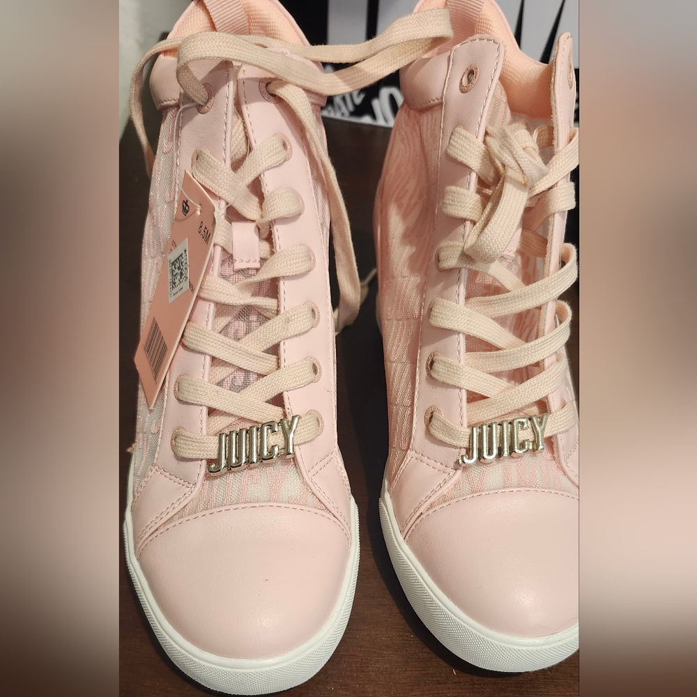 Juicy Couture heeled sneaker